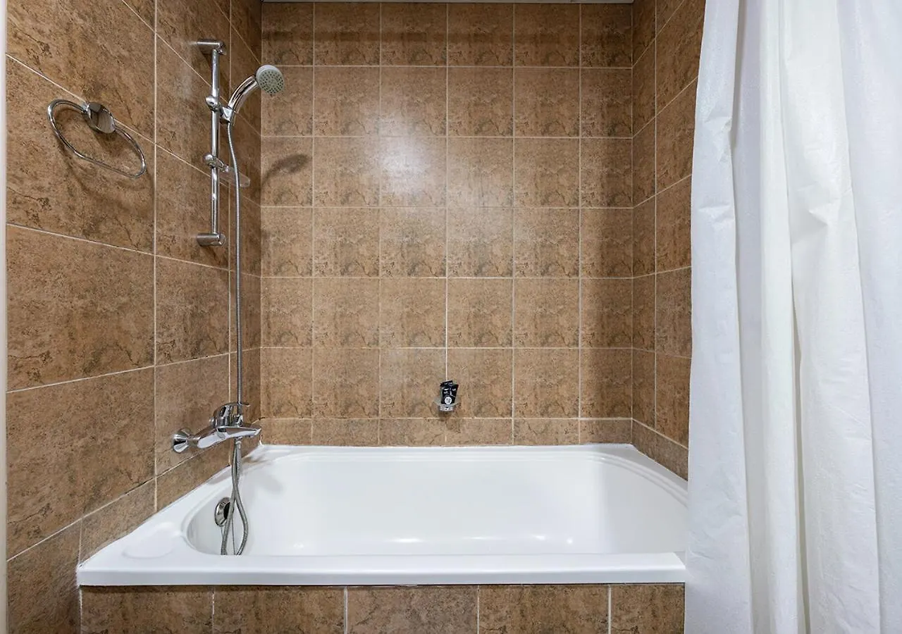 Luxurious Apartment With Burj Khalifa & Canal Views Dubai 0*,