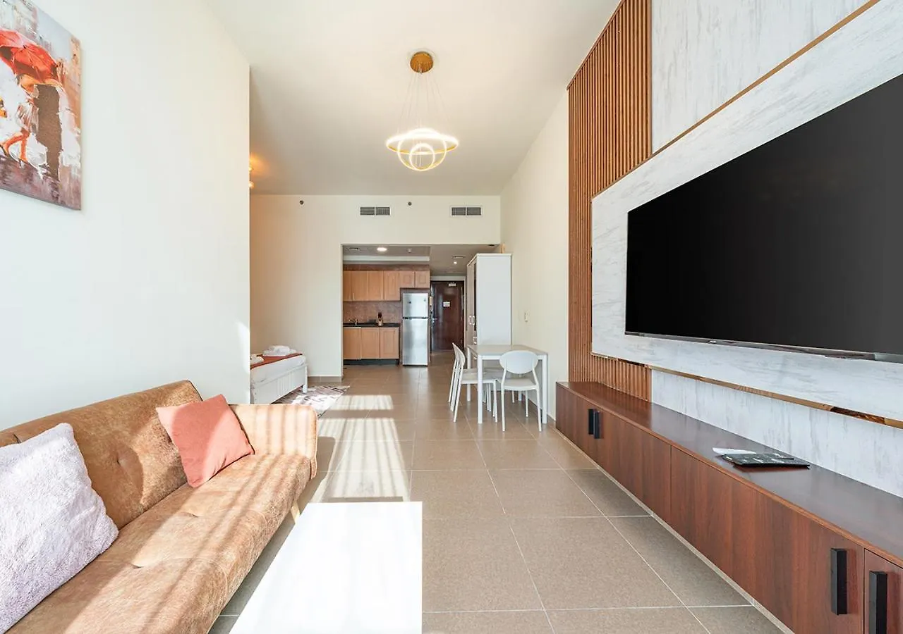 Luxurious Apartment With Burj Khalifa & Canal Views ドバイ アラブ首長国連邦